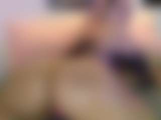 Live cam show with VALKIRIA - Curvy on CamwithHer