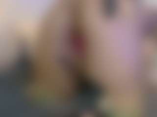 Live cam show with VALKIRIA - Facial Piercings on Latina Girls