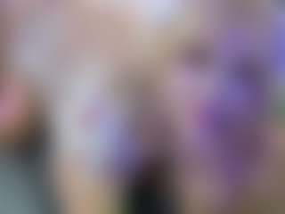 Live cam show with VALKIRIA - Threesome on friskycurves.com