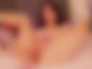 Live cam show with MichelMomsen - Anal on AdultVida.com