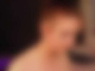 Live cam show with MichelMomsen - Brown Hair on CamwithHer