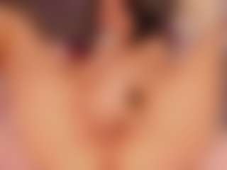 MichelMomsen's Live Sex Cam Show