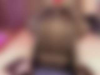 MichelMomsen's Live Sex Cam Show