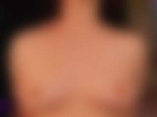 MichelMomsen's Live Sex Cam Show