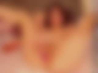 MichelMomsen's Live Sex Cam Show