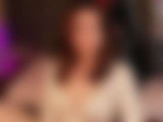 MichelMomsen's Live Sex Cam Show