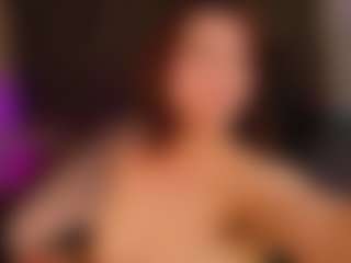 MichelMomsen's Live Sex Cam Show