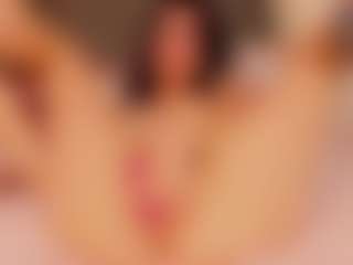 MichelMomsen's Live Sex Cam Show