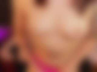 MichelMomsen's Live Sex Cam Show