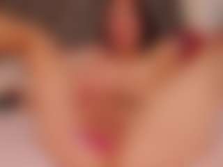 MichelMomsen's Live Sex Cam Show