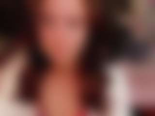 MichelMomsen's Live Sex Cam Show