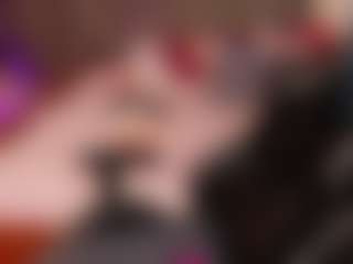 MichelMomsen's Live Sex Cam Show