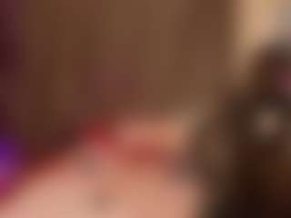 Live cam show with MichelMomsen - Flashing on Camiplay Live