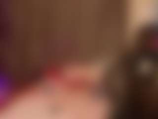MichelMomsen's Live Sex Cam Show