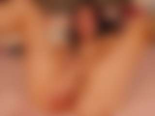 MichelMomsen's Live Sex Cam Show