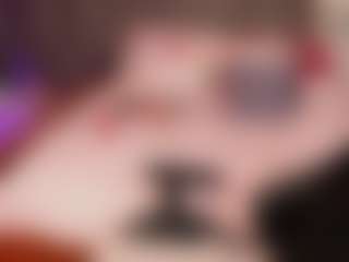MichelMomsen's Live Sex Cam Show