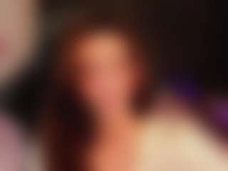 MichelMomsen's Live Sex Cam Show