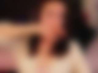 MichelMomsen's Live Sex Cam Show