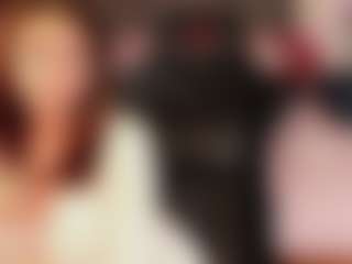 MichelMomsen's Live Sex Cam Show