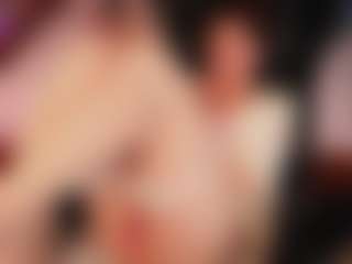MichelMomsen's Live Sex Cam Show