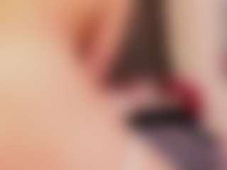 MichelMomsen's Live Sex Cam Show