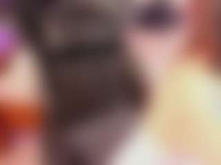 MichelMomsen's Live Sex Cam Show