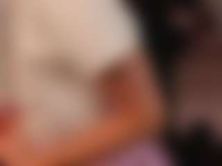 MichelMomsen's Live Sex Cam Show