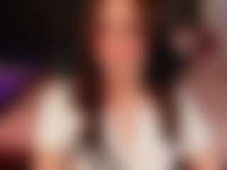 MichelMomsen's Live Sex Cam Show