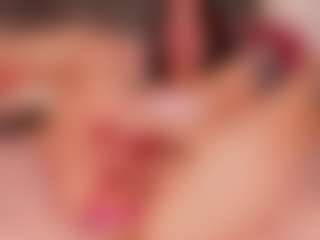 MichelMomsen's Live Sex Cam Show