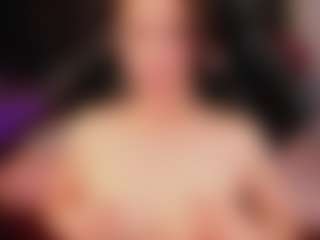 MichelMomsen's Live Sex Cam Show