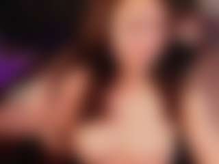 MichelMomsen's Live Sex Cam Show