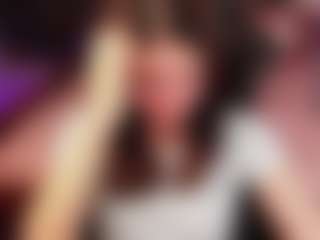 MichelMomsen's Live Sex Cam Show