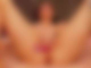 MichelMomsen's Live Sex Cam Show