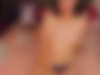 MichelMomsen's Live Sex Cam Show