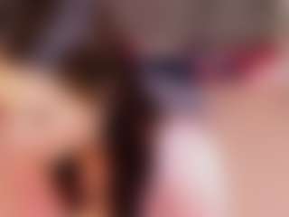 MichelMomsen's Live Sex Cam Show