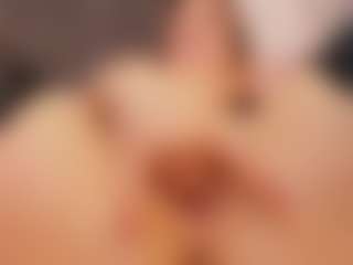 MichelMomsen's Live Sex Cam Show