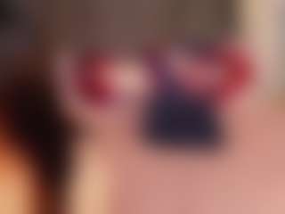 MichelMomsen's Live Sex Cam Show