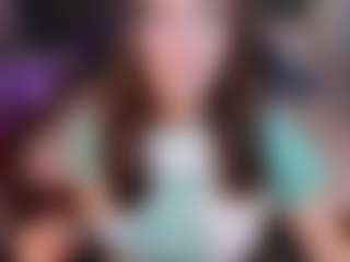 MichelMomsen's Live Sex Cam Show