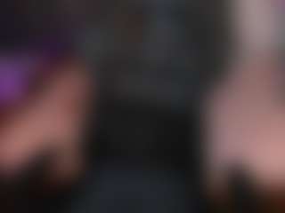 MichelMomsen's Live Sex Cam Show