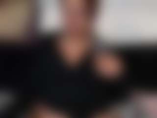 Live cam show with Khaya Parker - Ebony on CamwithHer