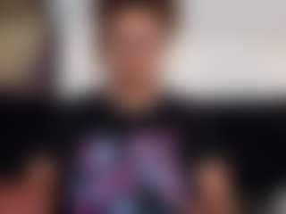 Khaya Parker MILF webcam performer live streaming