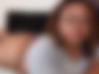 Live cam show with Khaya Parker - Natural on Milfs Live