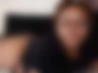 Live cam show with Khaya Parker - Ebony Squirt on Dolls Live