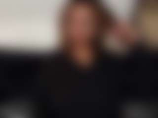 Khaya Parker MILF webcam performer live streaming