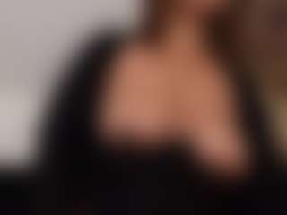 Khaya Parker's Live Sex Cam Show