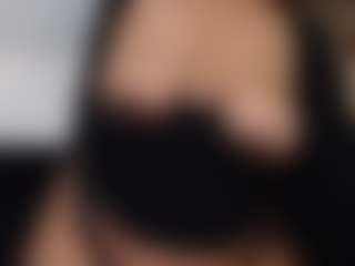Khaya Parker's Live Sex Cam Show