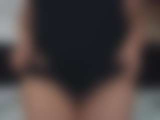 Khaya Parker's Live Sex Cam Show