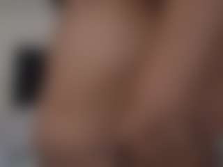 Khaya Parker's Live Sex Cam Show