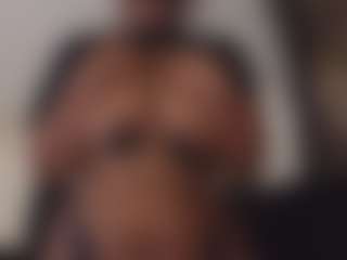 Khaya Parker's Live Sex Cam Show