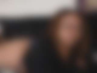 Khaya Parker MILF webcam performer live streaming